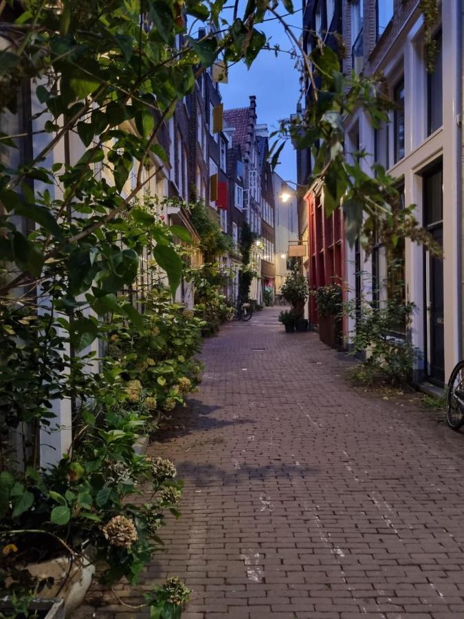 Here'S Lucy Amsterdam Eksteriør billede